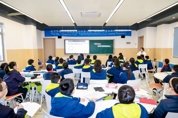 以研促教，赋能成长：钟公庙中学教师跟岗学习活动跟拍
