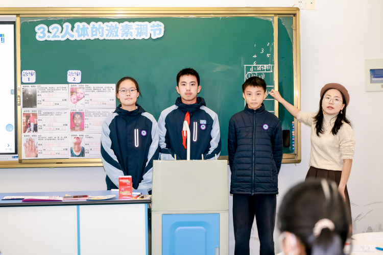 以研促教，赋能成长：钟公庙中学教师跟岗学习活动跟拍